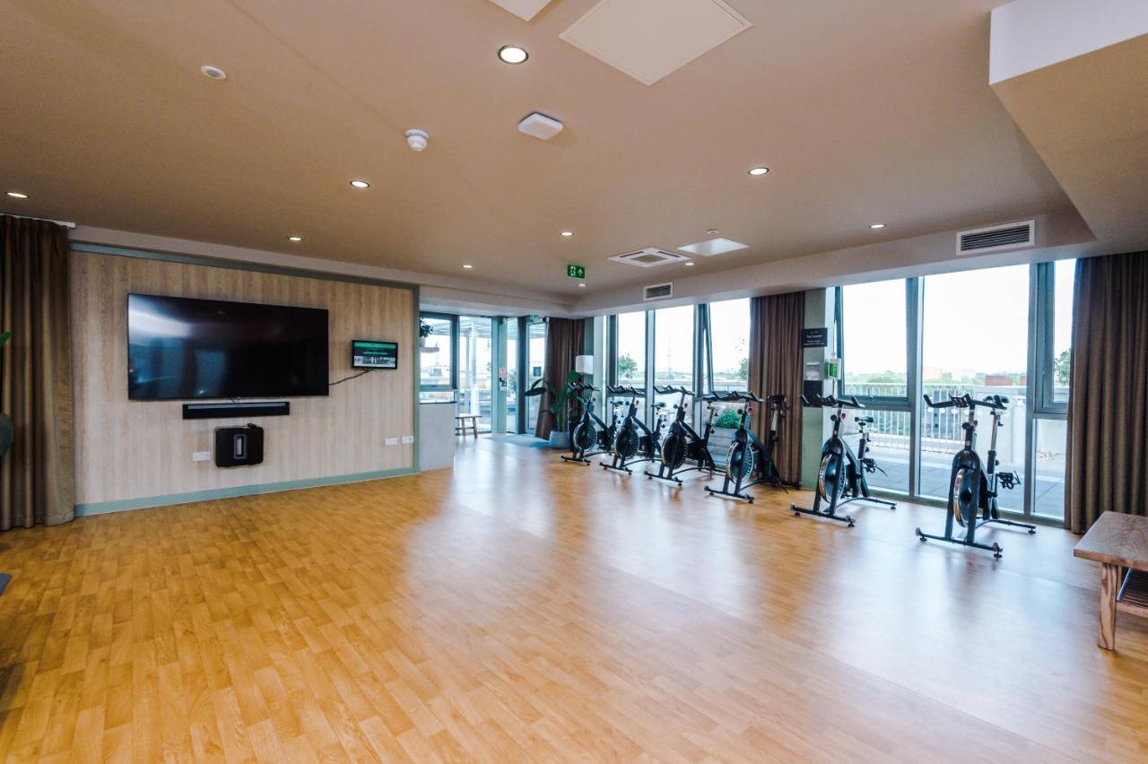 Hilltop Serviced Apartments - Ancoats Manchester Buitenkant foto