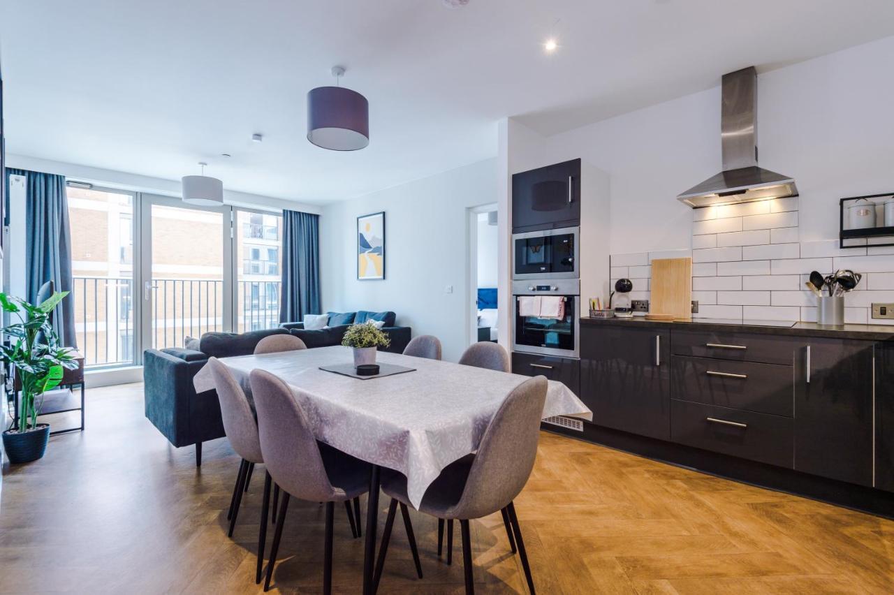 Hilltop Serviced Apartments - Ancoats Manchester Buitenkant foto