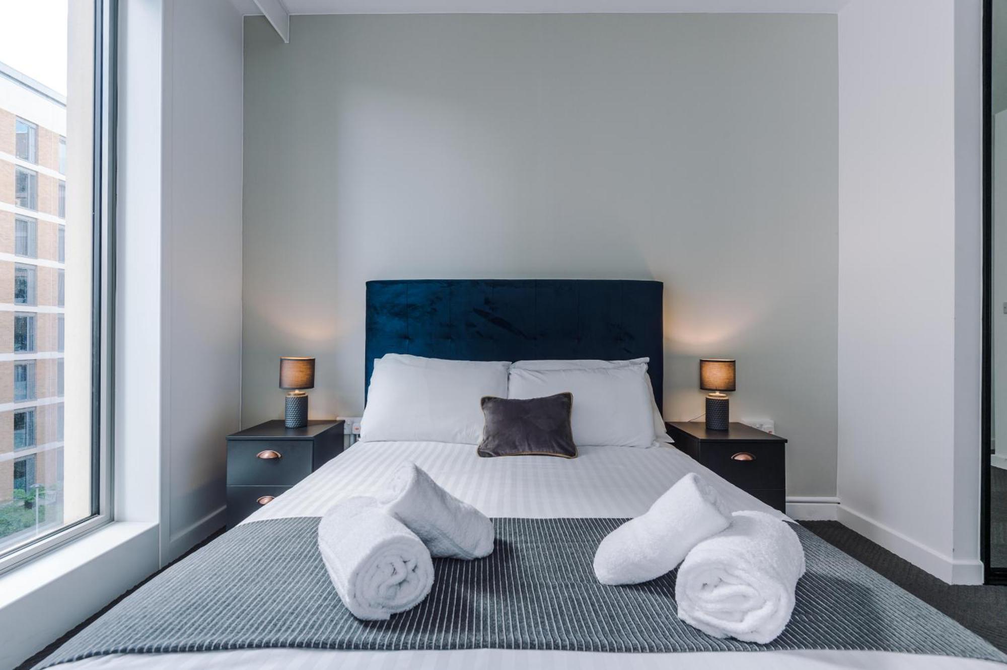 Hilltop Serviced Apartments - Ancoats Manchester Buitenkant foto