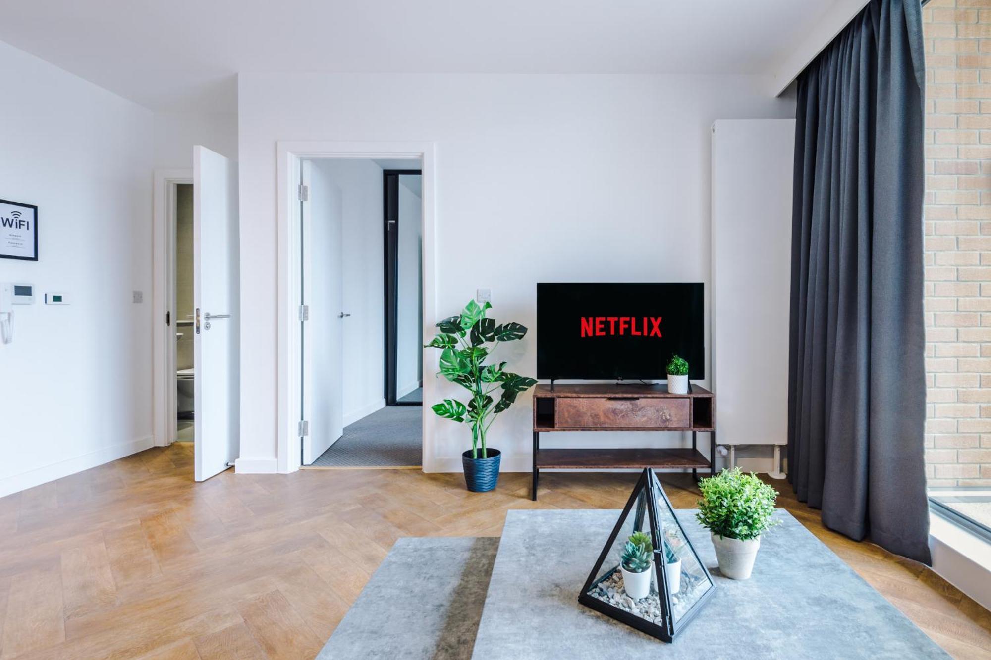 Hilltop Serviced Apartments - Ancoats Manchester Buitenkant foto