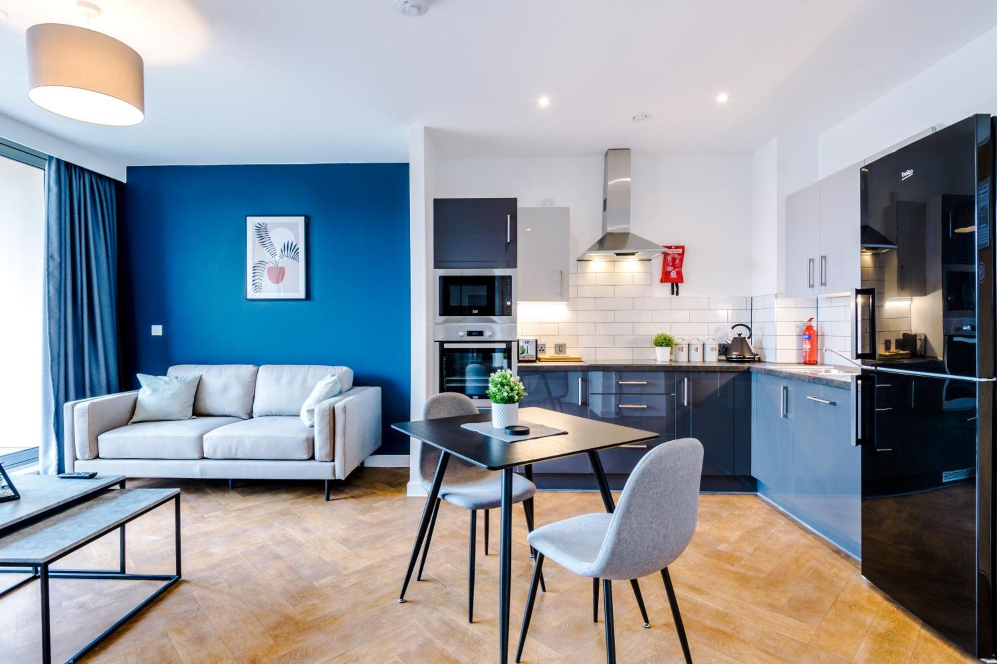 Hilltop Serviced Apartments - Ancoats Manchester Buitenkant foto