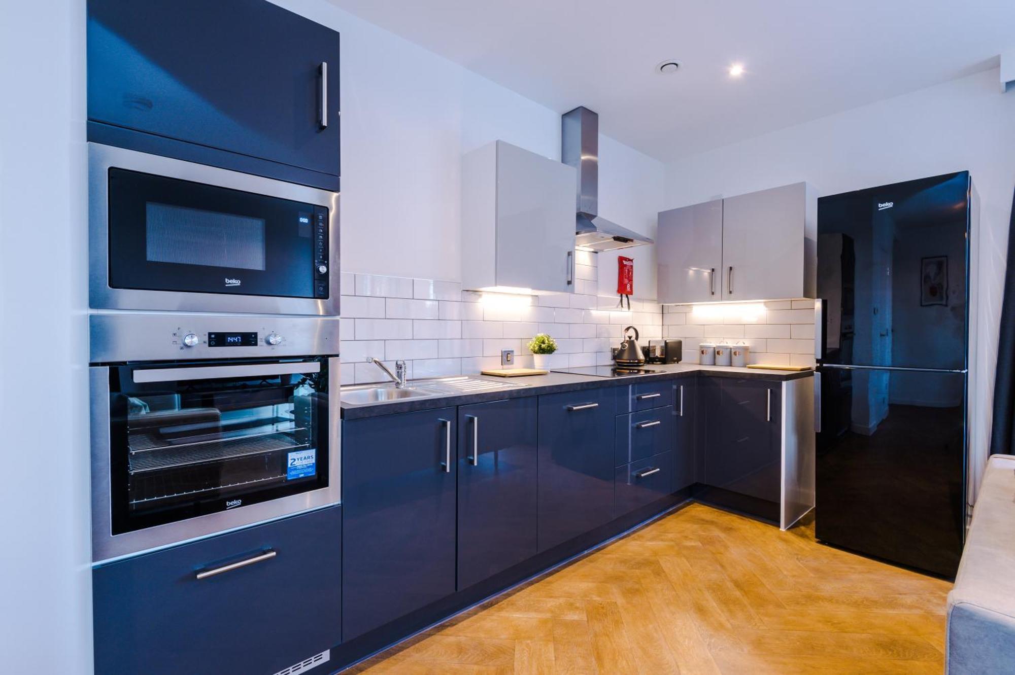 Hilltop Serviced Apartments - Ancoats Manchester Buitenkant foto