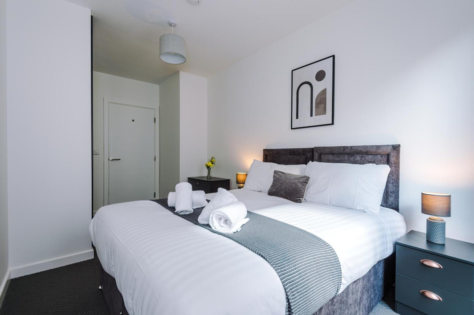 Hilltop Serviced Apartments - Ancoats Manchester Buitenkant foto